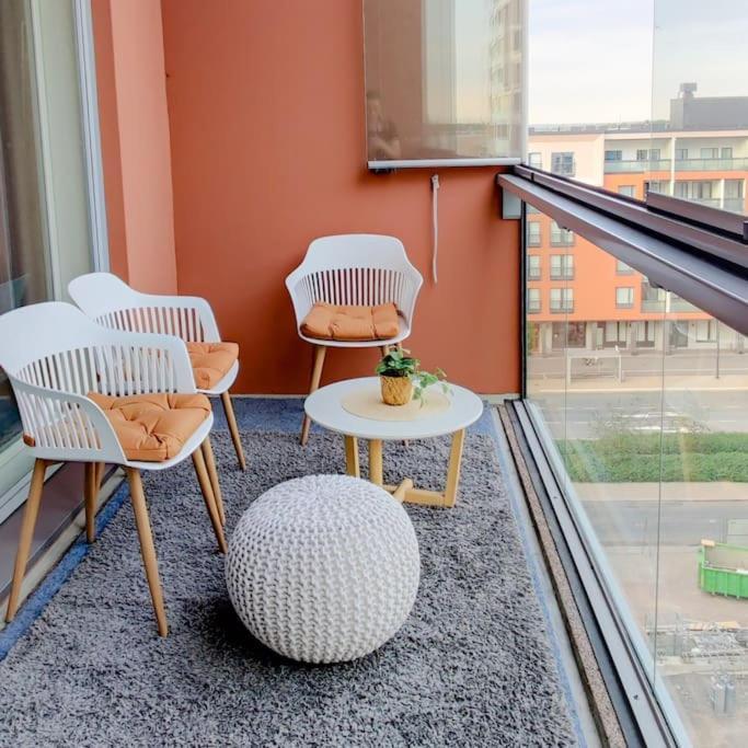 New Studio Pastel Near Helsinki Airport In Kivistoe Vantaa Esterno foto